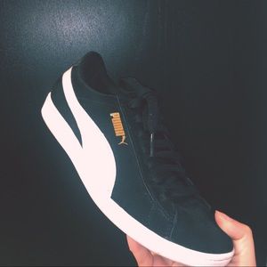 Puma Sneakers